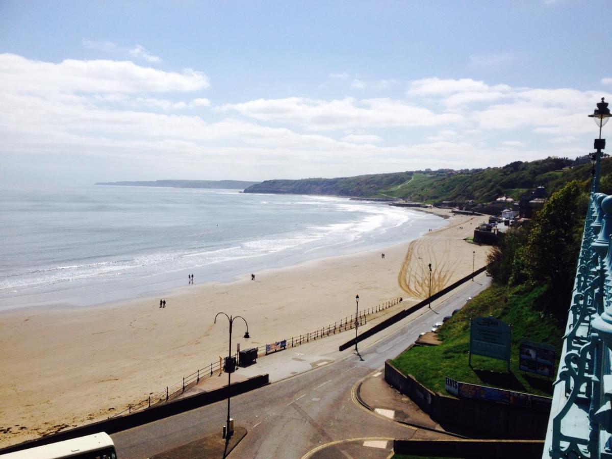 Large 5 Bed House In Scarborough Near The Beach, Large Garden & Hot Tub Exteriör bild