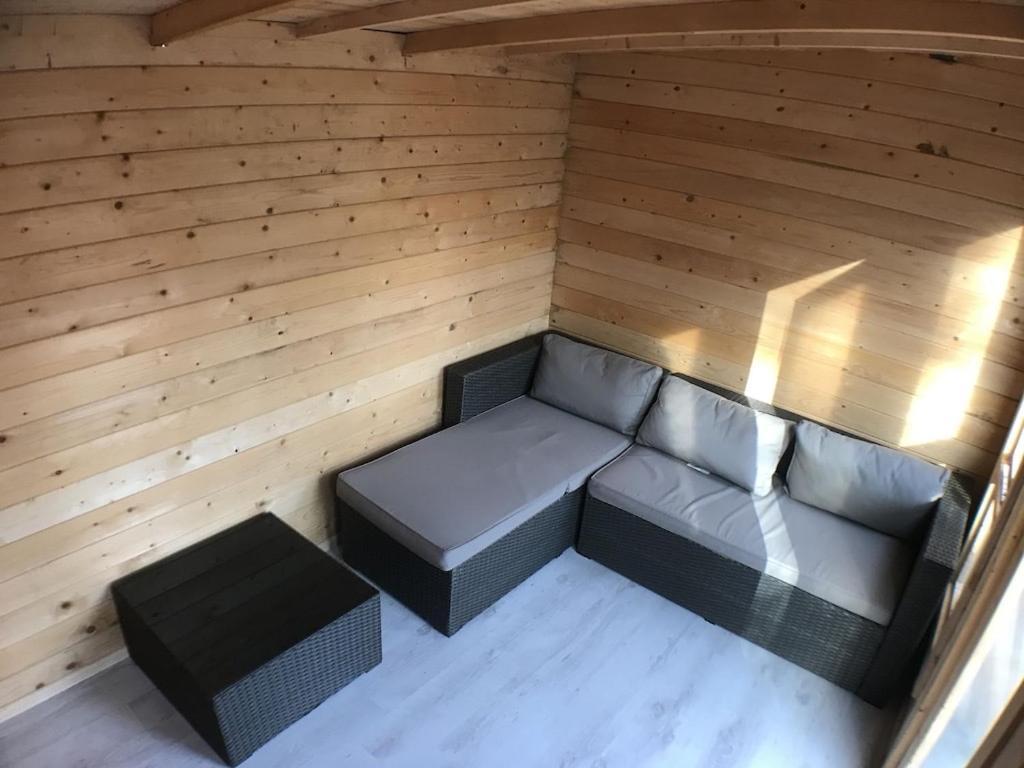 Large 5 Bed House In Scarborough Near The Beach, Large Garden & Hot Tub Exteriör bild